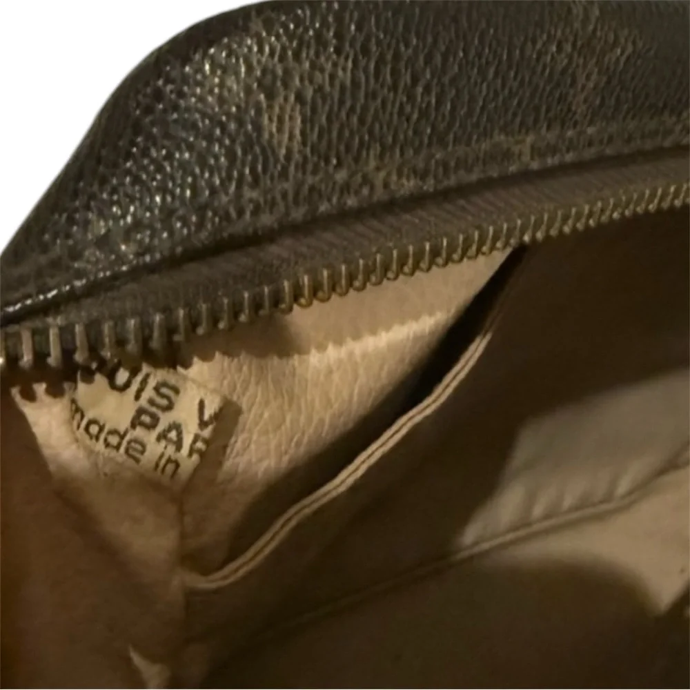 Louis Vuitton Toilette Pouch - Picture 6 of 7